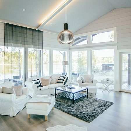 Sleepwell Villa Hartola By The Lake Kirkkola ภายนอก รูปภาพ